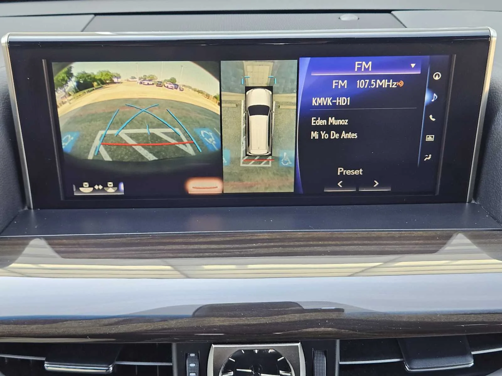 Used 2021 Black Onyx Lexus  image 12