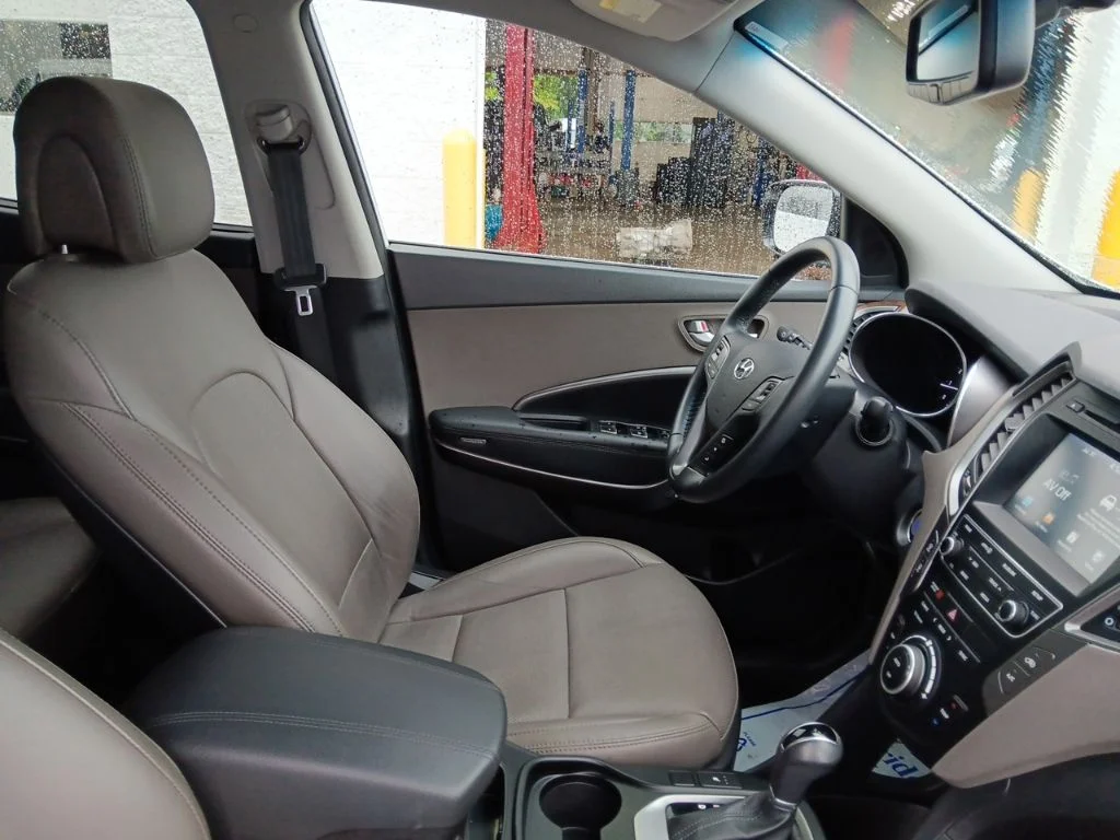 Used 2018 Pearl White Hyundai 2.4 Base image 36