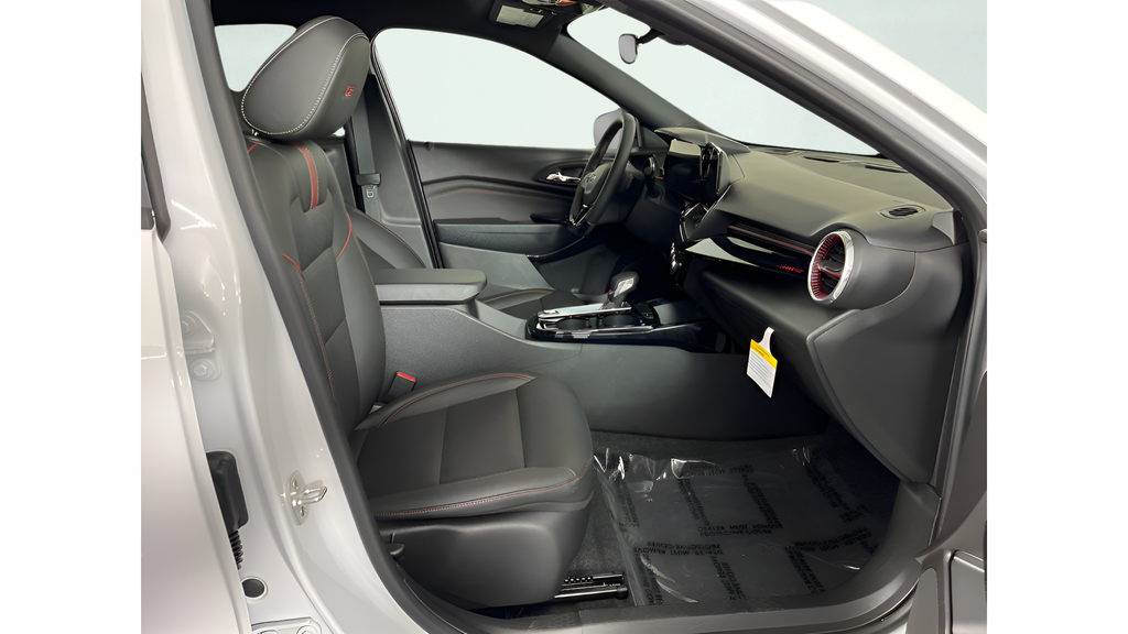 2025 Chevrolet Trax RS - Photo 16