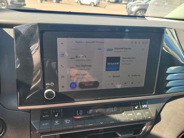 Used 2025  Toyota LE image 23
