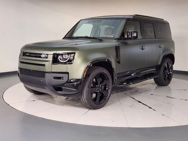 2026 Land Rover Defender 110 X-Dynamic SE