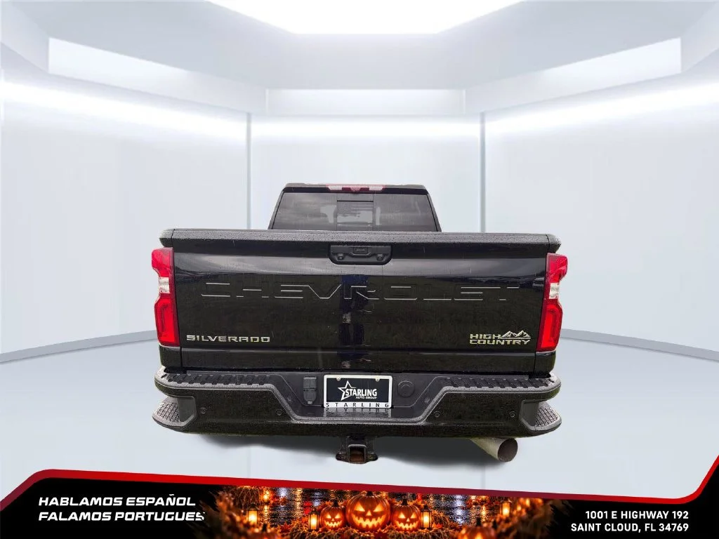 Used 2023 Black Chevrolet High Country image 4