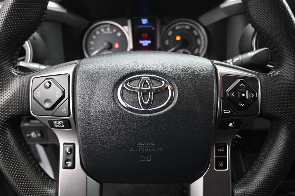 Used 2019 Gray Toyota SR5 image 10