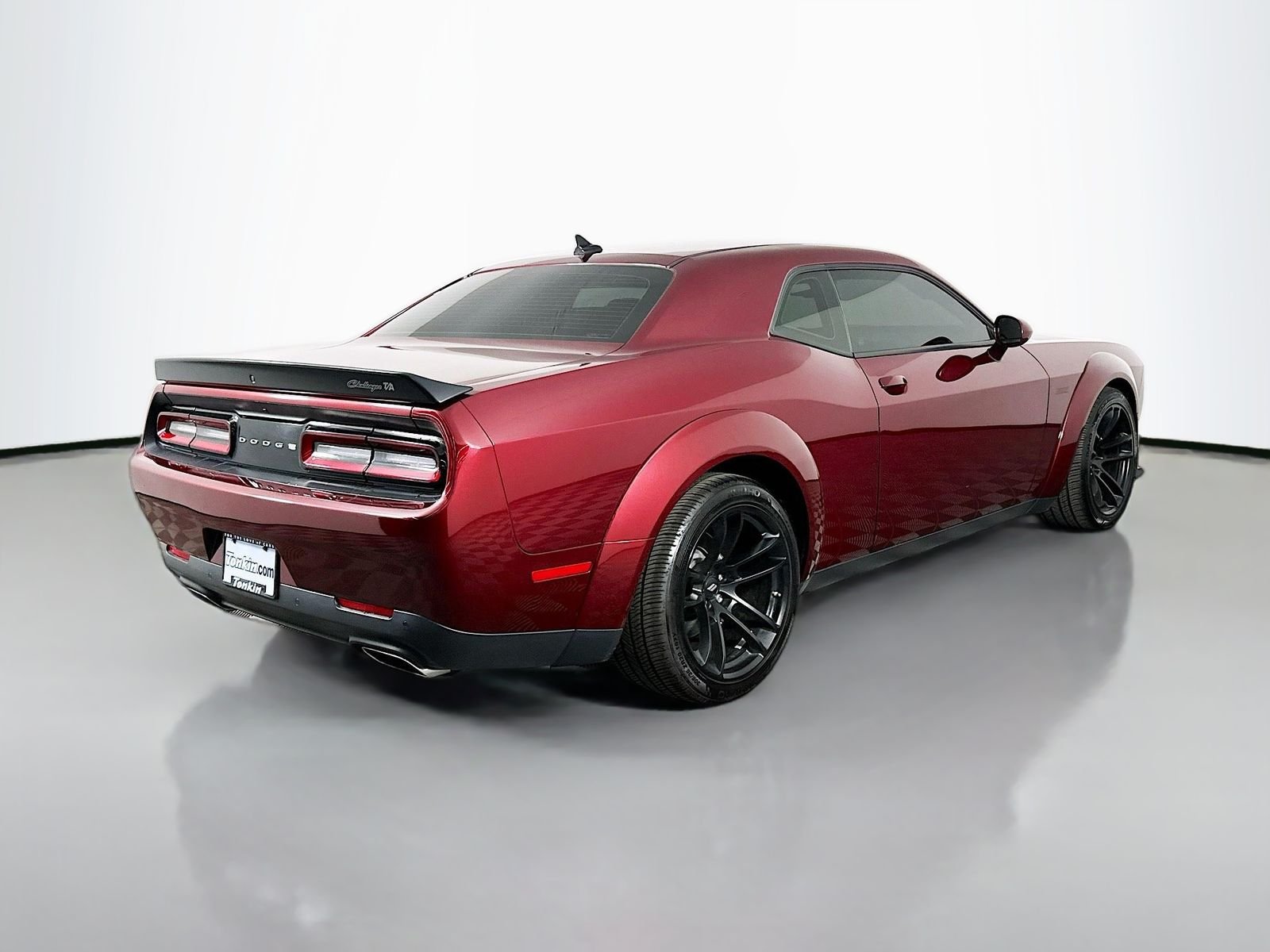 Used 2023 Octane Red Pearlcoat Dodge R/T Scat Pack Widebody image 6