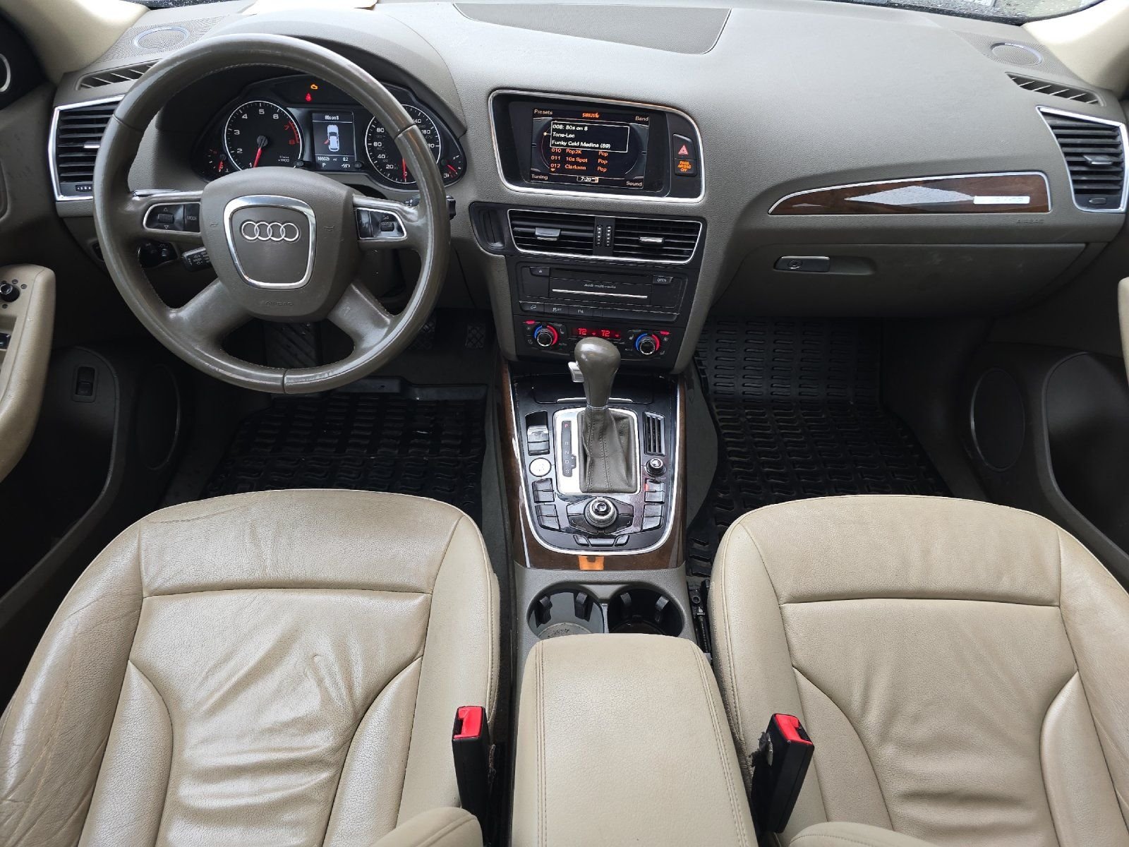 Used 2011  Audi 3.2 Prestige image 11