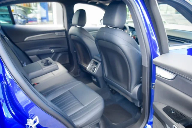 Used 2024 Blu Intenso Metallic Maserati GT image 20