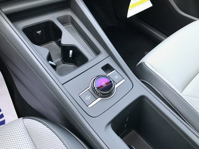 New 2026 Platinum Gray Metallic Volkswagen SE image 21