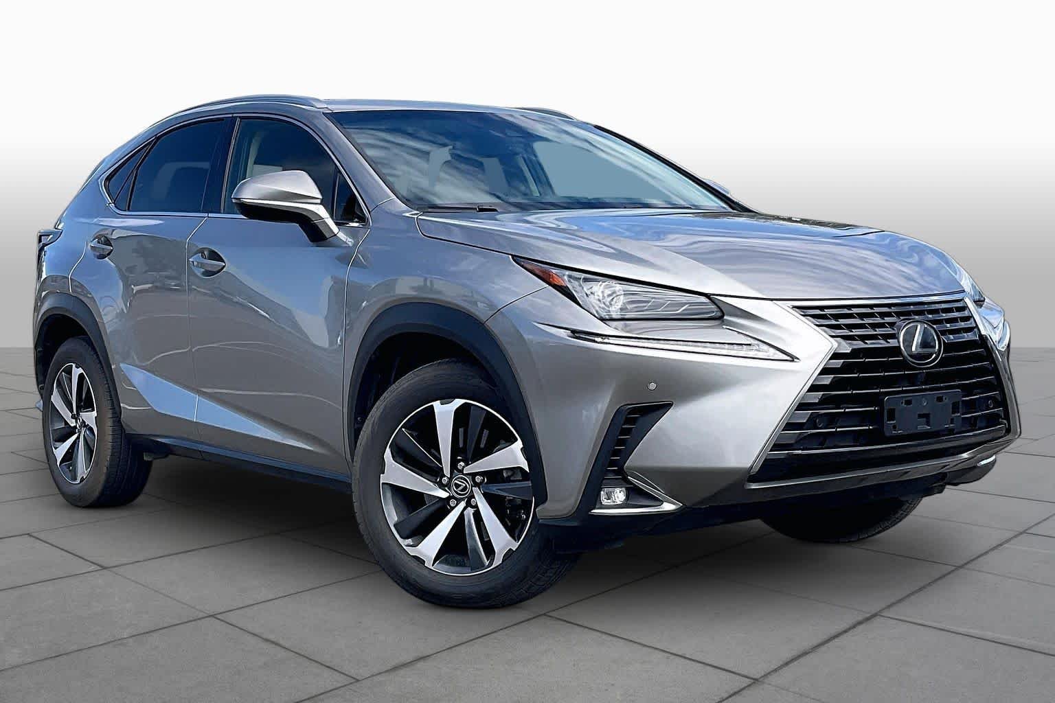 Used 2018 Atomic Silver Lexus  image 3
