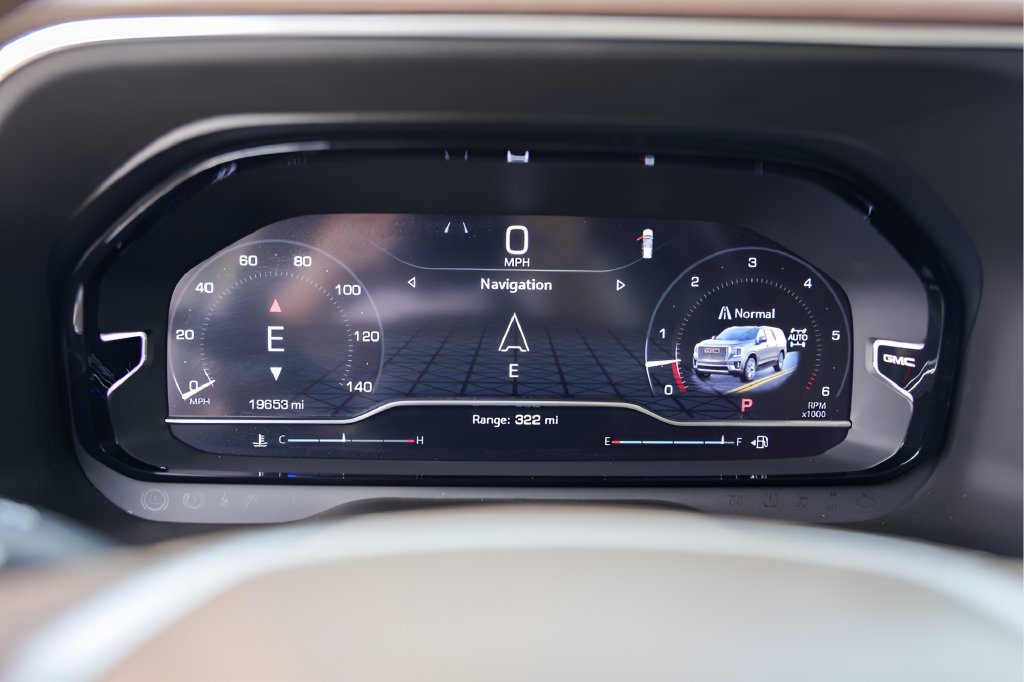 Used 2024 White GMC Denali image 13