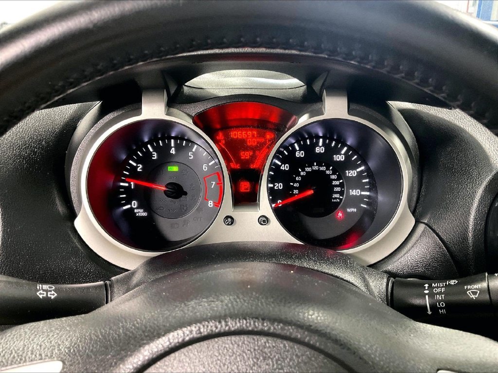 Used 2013 Gray Nissan SV image 24