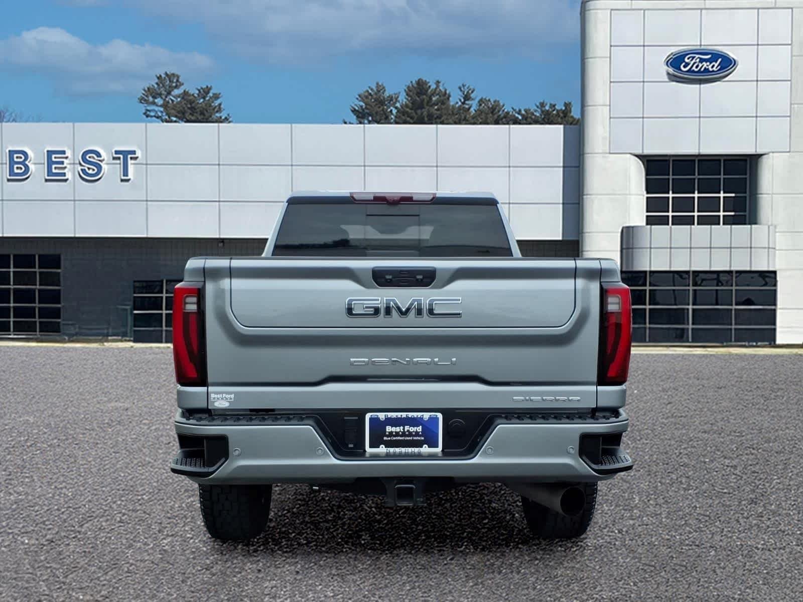 Used 2024 Sterling Metallic GMC Denali Ultimate image 5
