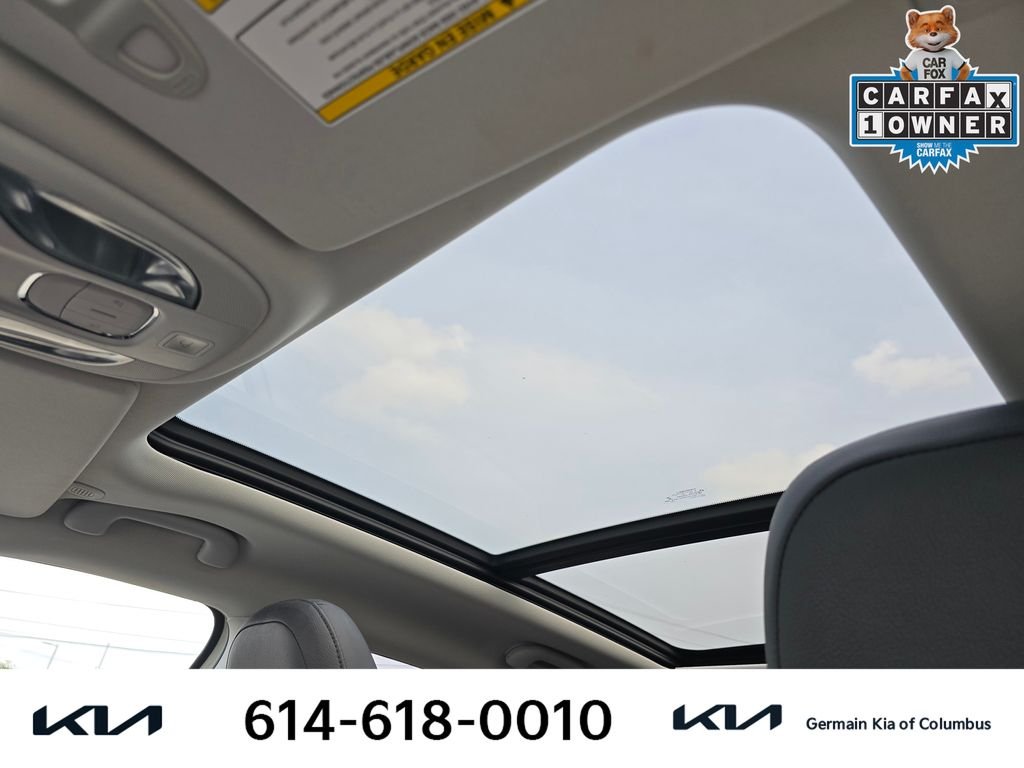 Used 2021 White Jeep Limited image 21