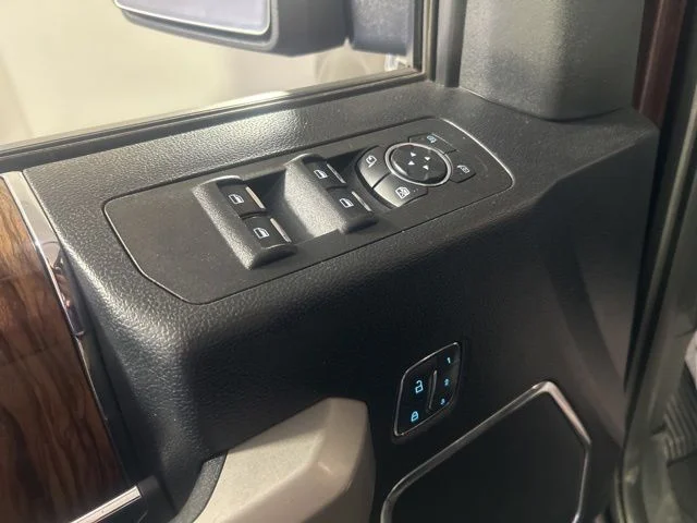 Used 2018 Red Ford Lariat image 12
