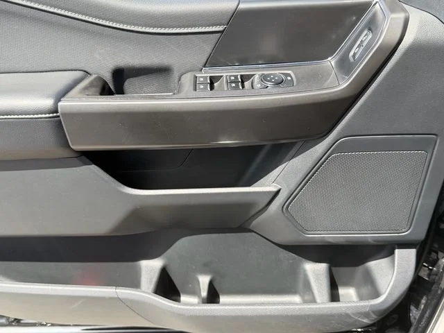 Used 2024 Black Metallic Ford XLT image 33