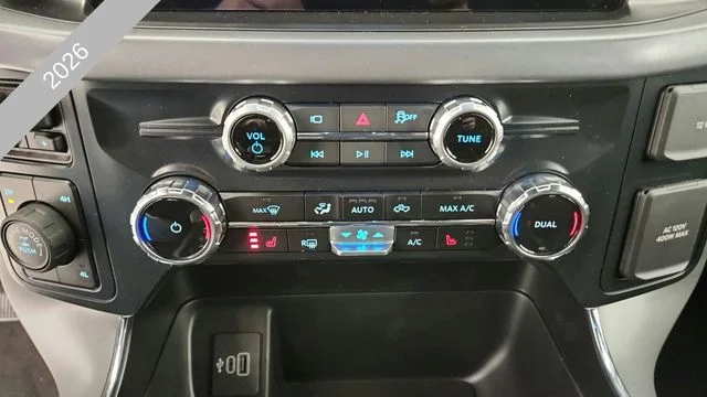 New 2026 Oxford White Ford XLT image 19