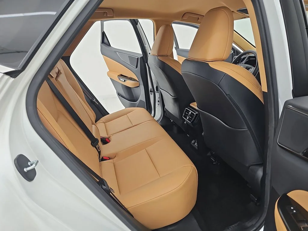 Used 2022 White Lexus 250 Base image 13