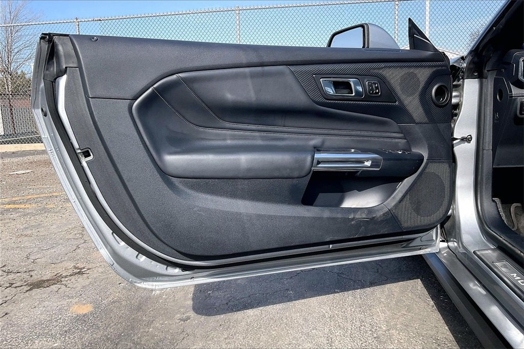 2024 FORD MUSTANG - Image 20