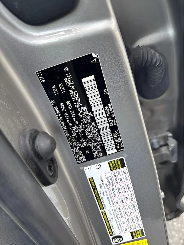 Used 2021 Silver Lexus 450h image 24