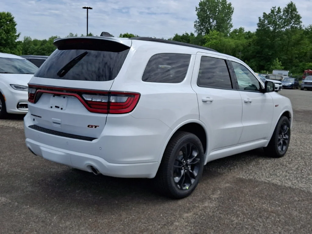 New 2026 White Knuckle Clear-Coat Exterior Paint Dodge GT Plus image 8