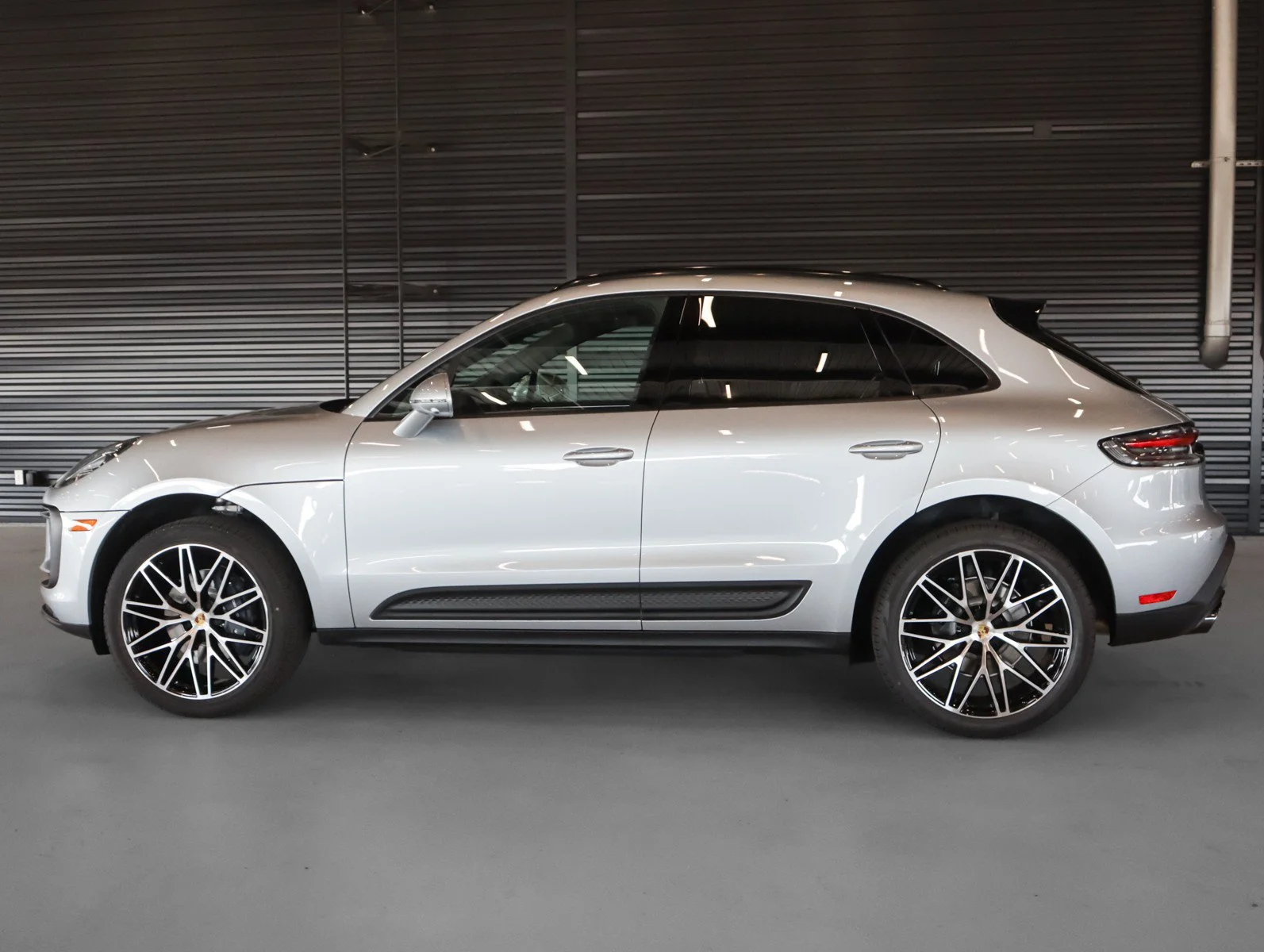 New 2026 Dolomite Silver Metallic Porsche  image 2