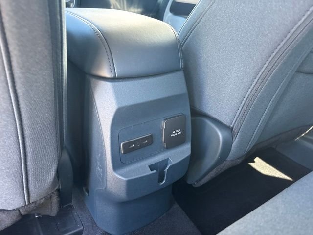 Used 2025 Green Ford XLT image 32
