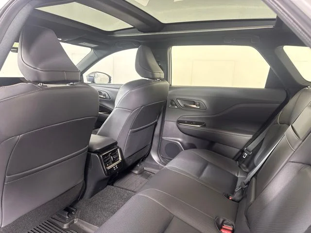 Certified Used 2025 Oxygen White Toyota Limited image 12