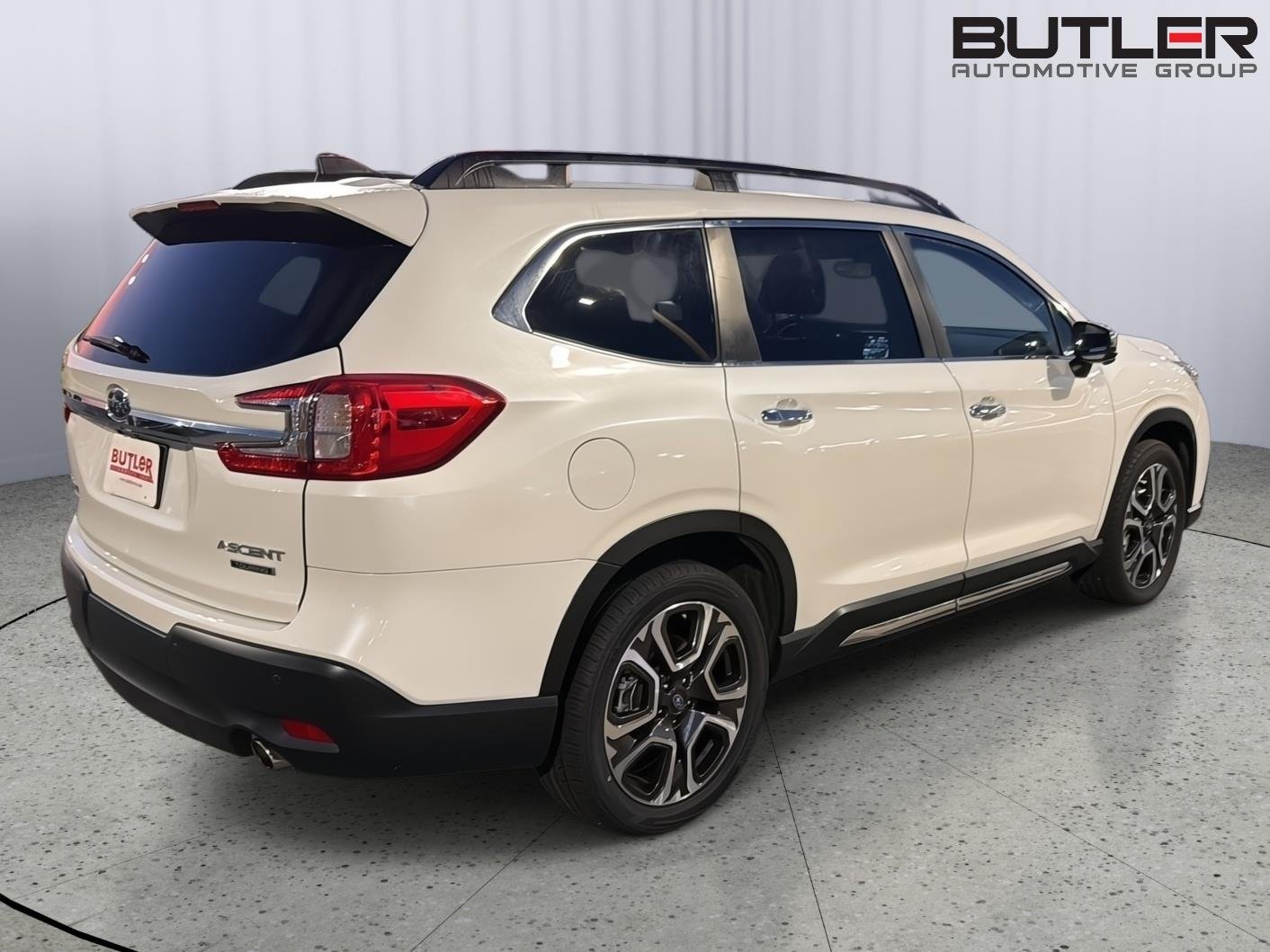 Used 2023 Crystal White Pearl Subaru Touring image 6