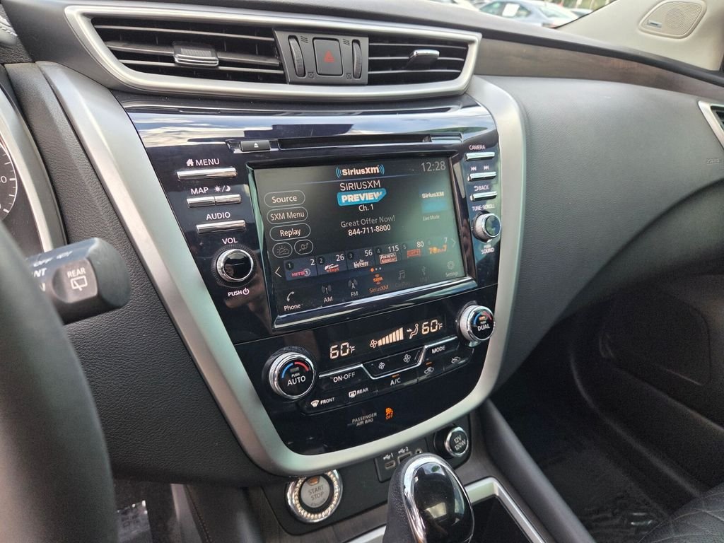 Used 2022 Black Nissan Platinum image 25