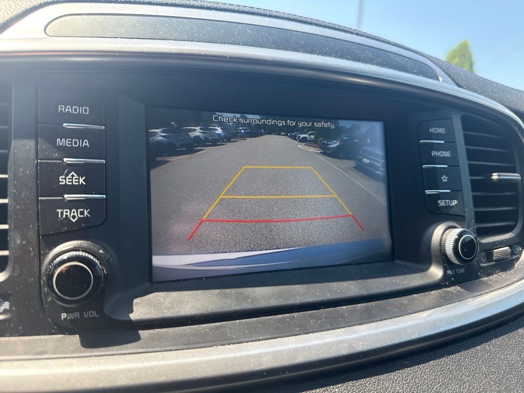 Used 2019 White Kia LX image 12