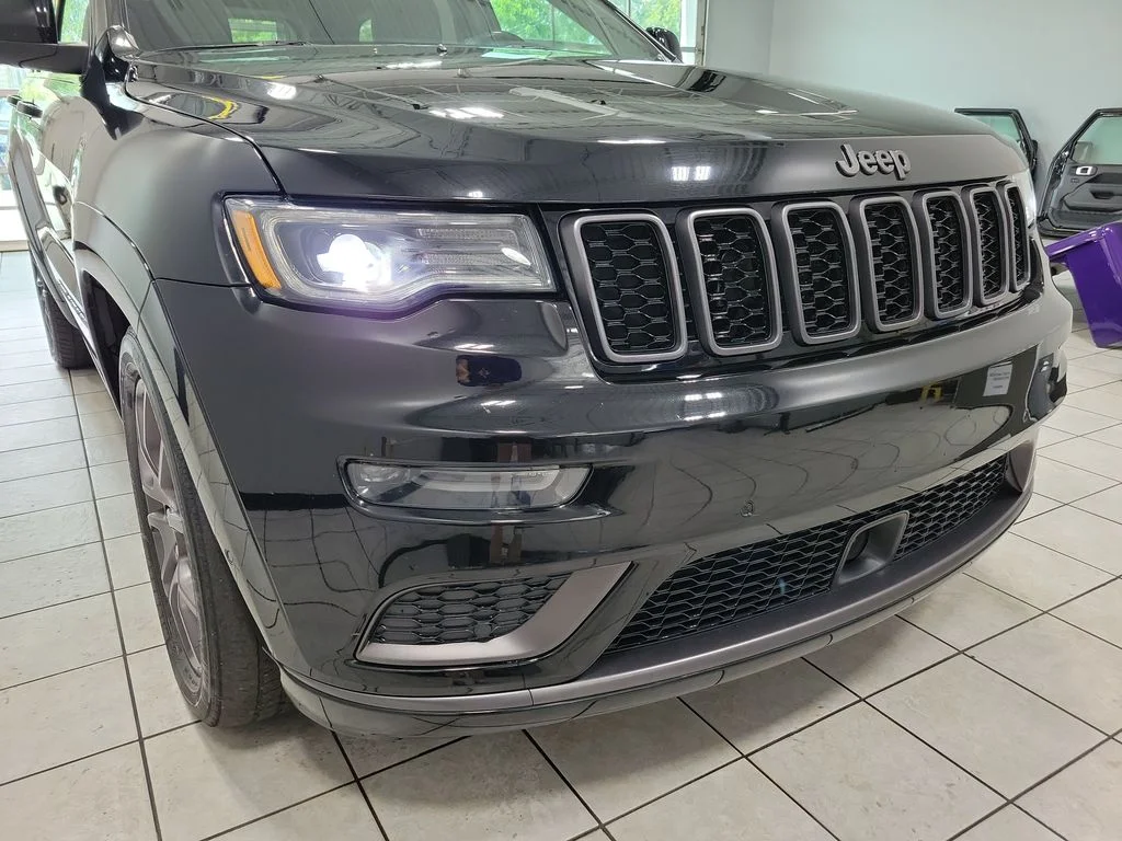 Certified Used 2021 Black Jeep Overland image 20