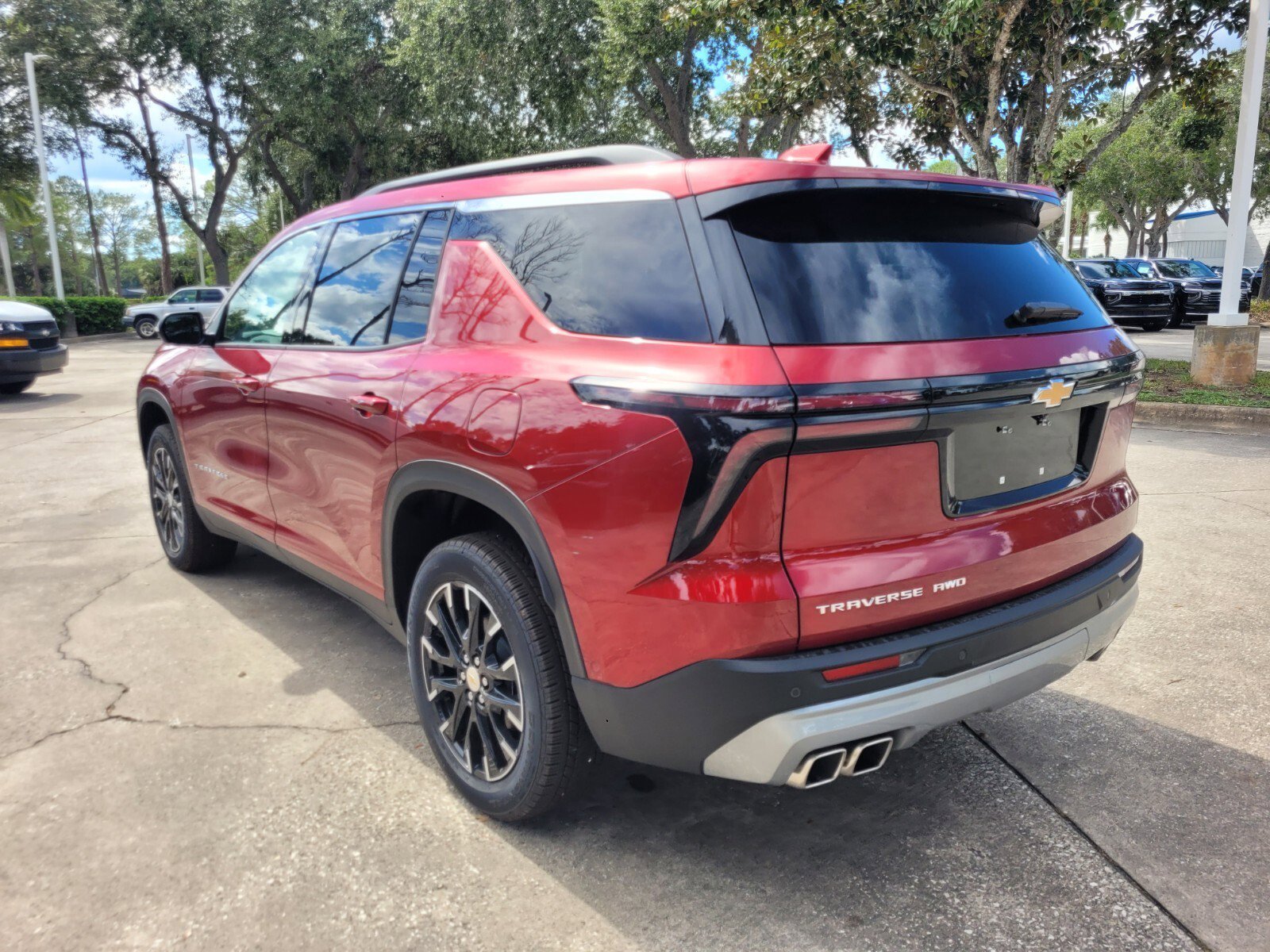 2025 Chevrolet Traverse LT - Photo 6