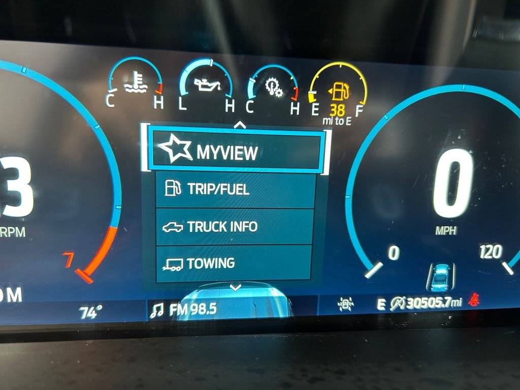 Used 2023 White Ford Lariat image 10