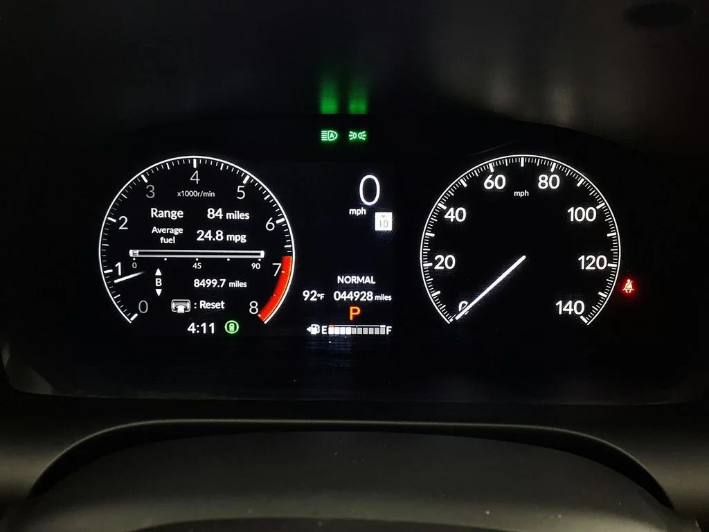 Used 2025  Honda LX image 17