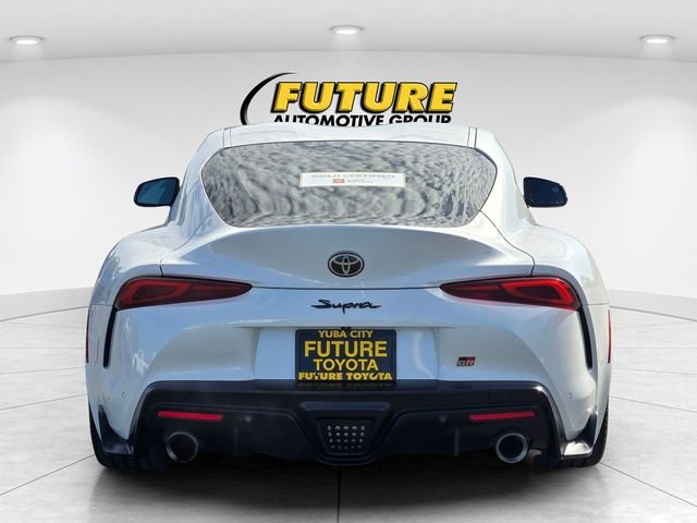 Used 2020  Toyota 3.0 image 5