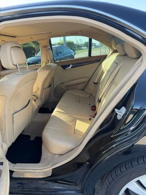 Used 2008 Black Mercedes-Benz C 300 image 4