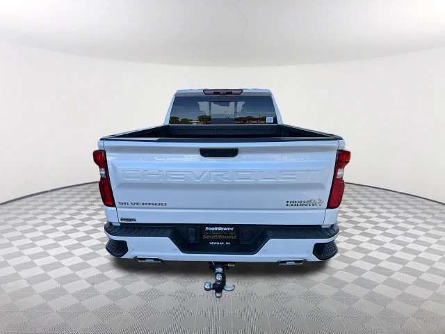 Used 2024 Iridescent Pearl Tricoat Chevrolet High Country image 6
