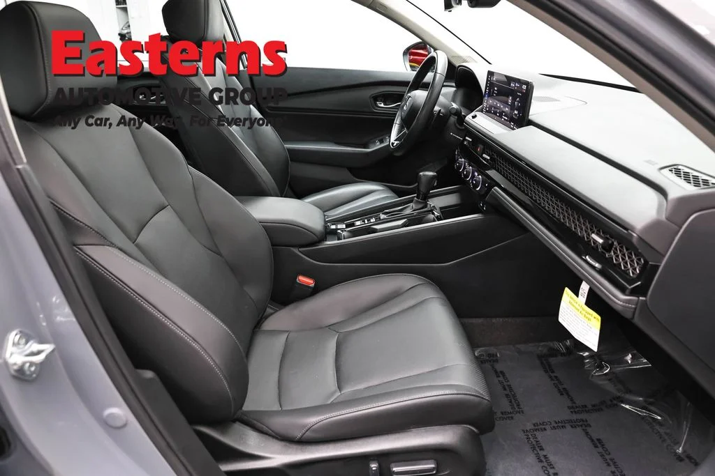 Used 2024 Gray Honda EX-L image 24