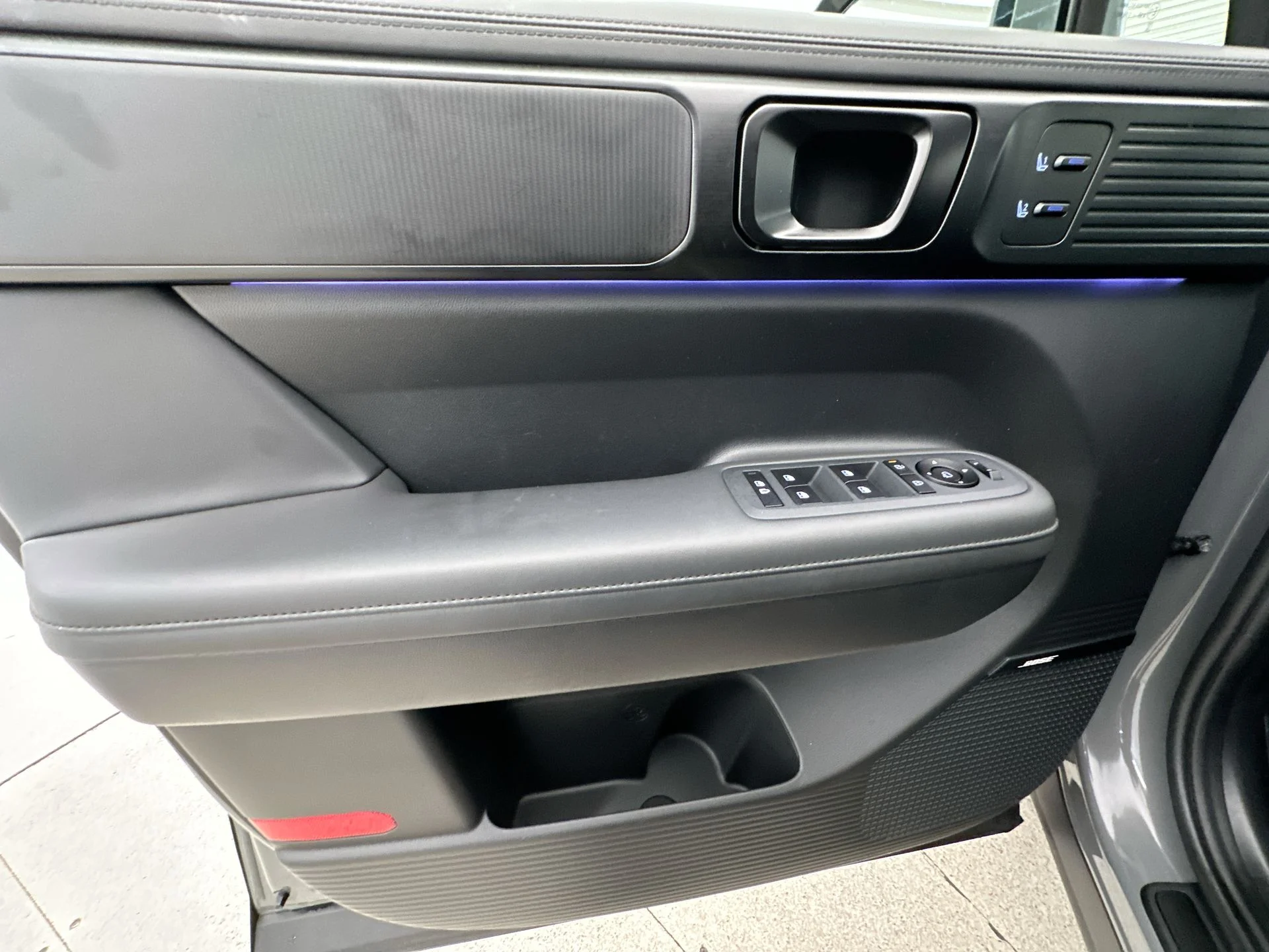 Used 2025 Gray Hyundai Calligraphy image 20