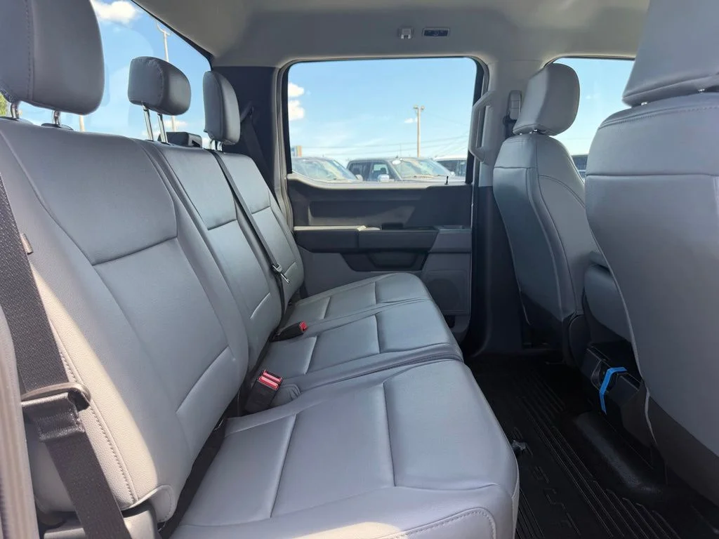 New 2026 White Ford XL image 36