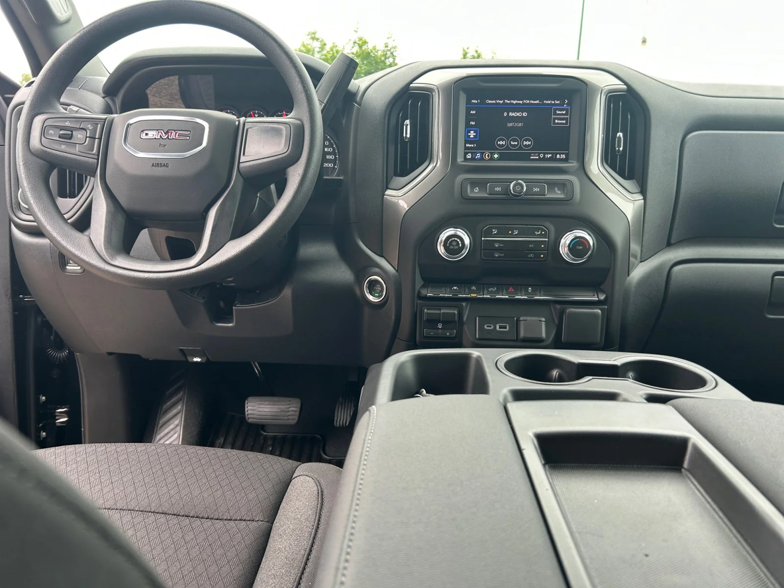 New 2026 Onyx Black GMC Pro image 18