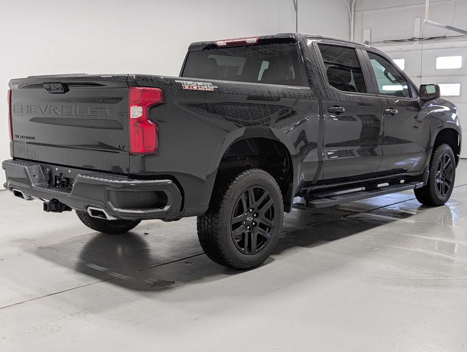 2023 Chevrolet Silverado 1500 LT Trail Boss - Photo 8