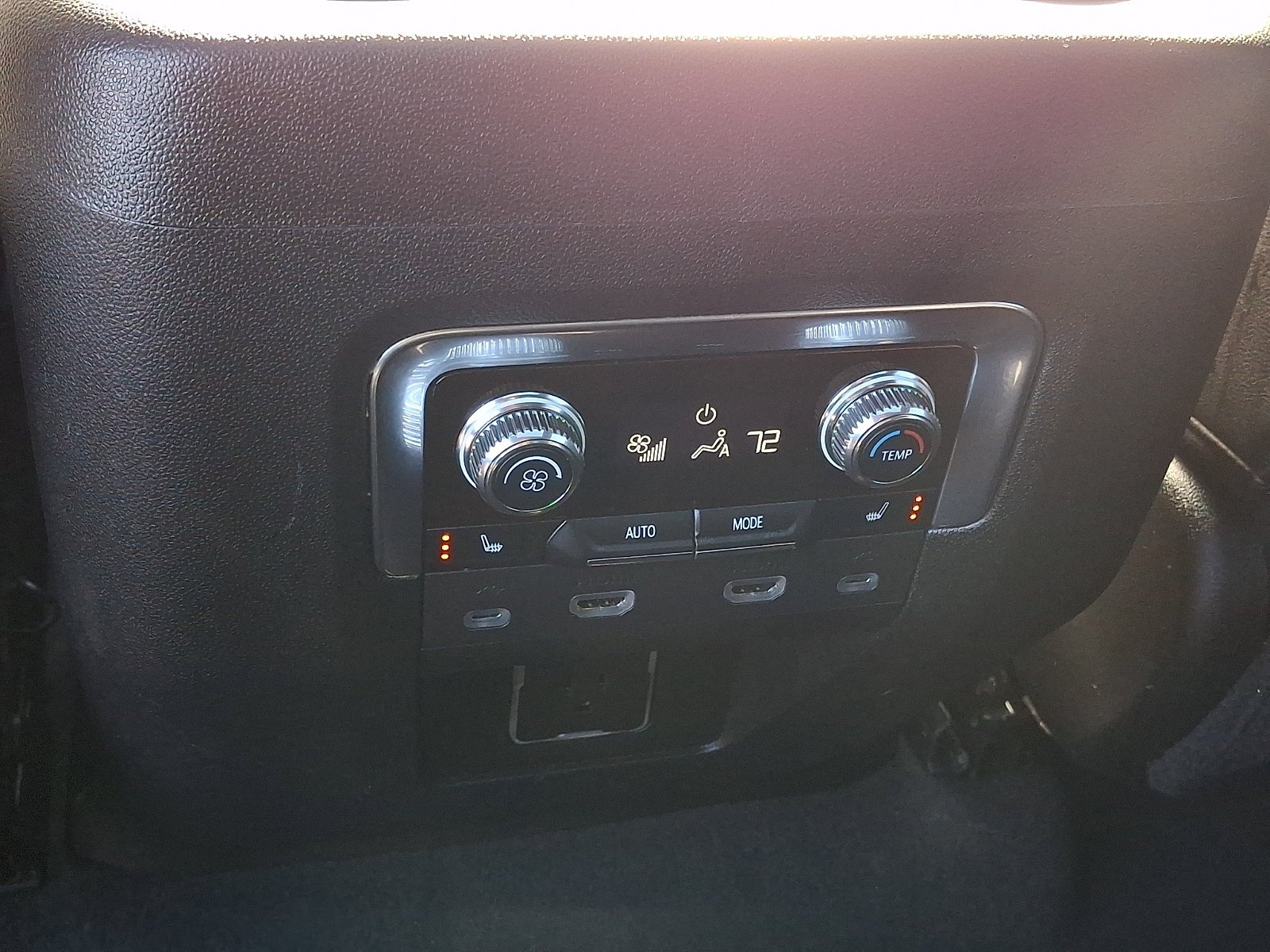 2021 GMC Yukon XL AT4 - Photo 13