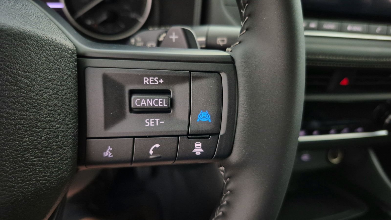 New 2026 Boulder Gray Pearl Nissan SV image 22