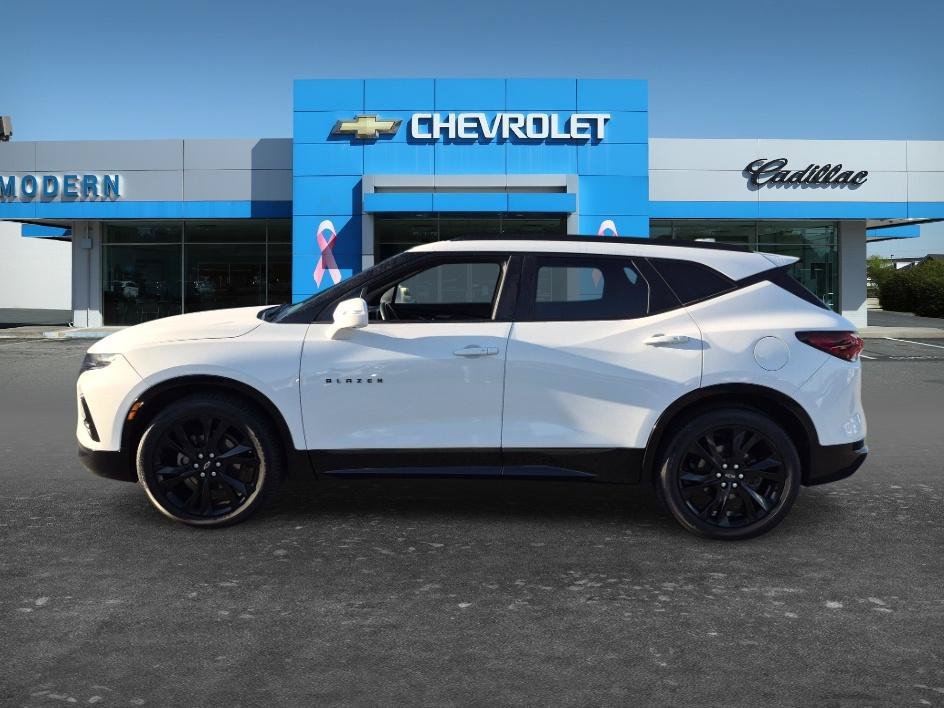 Used 2019 Summit White Chevrolet RS image 2