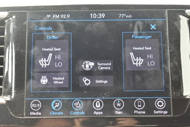 Used 2019 White Chrysler Touring L image 35