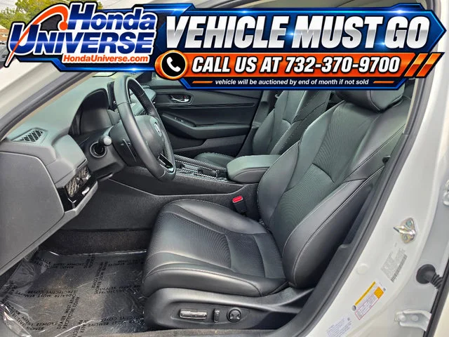 Certified Used 2025 Platinum White Pearl Honda EX-L image 23