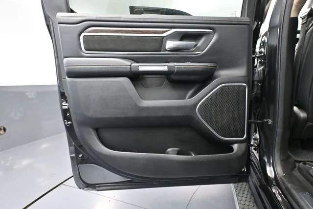 2019 RAM Ram 1500 Pickup Laramie - Photo 33
