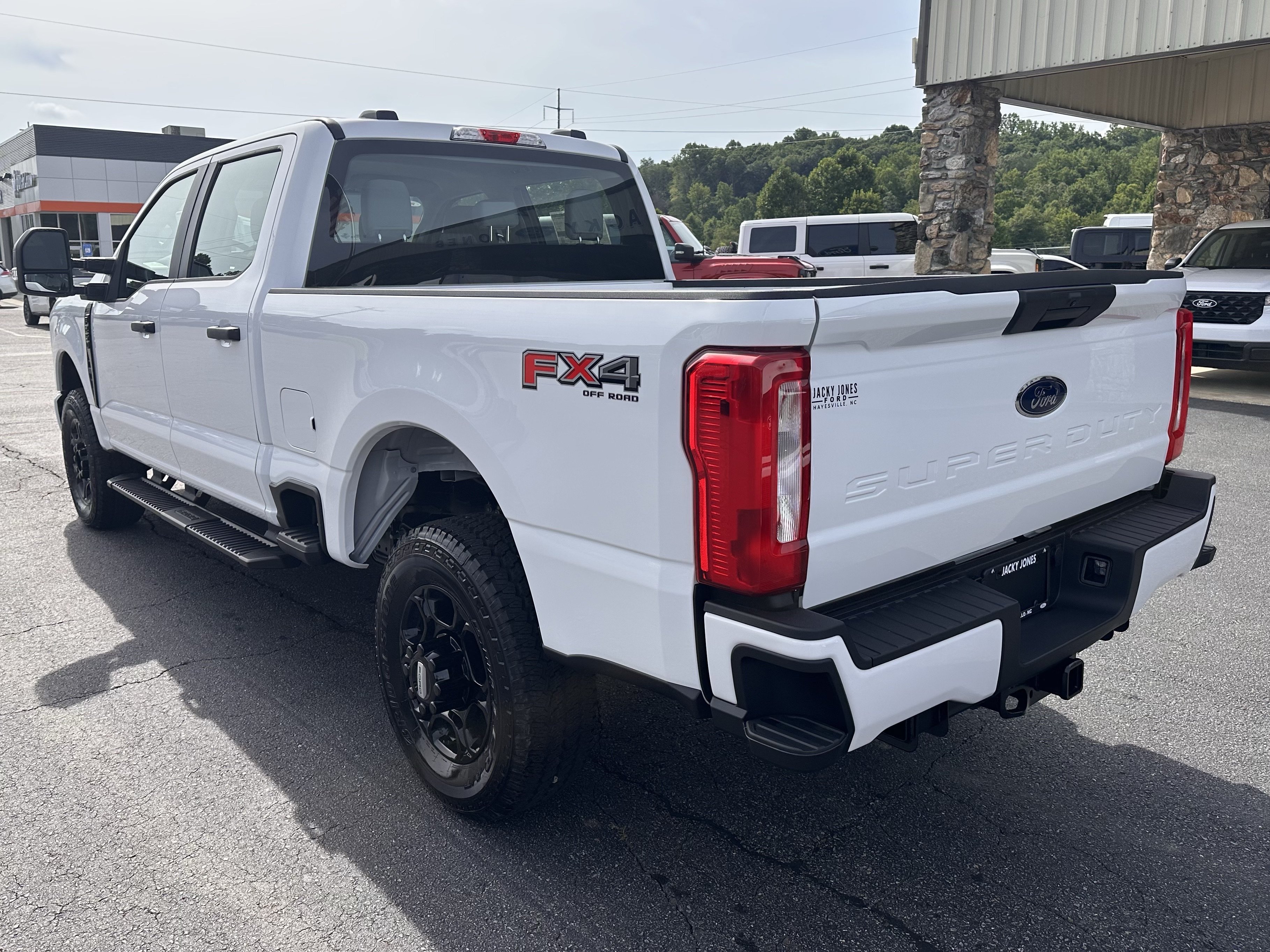 New 2026 Oxford White Ford F-250® XL image 8