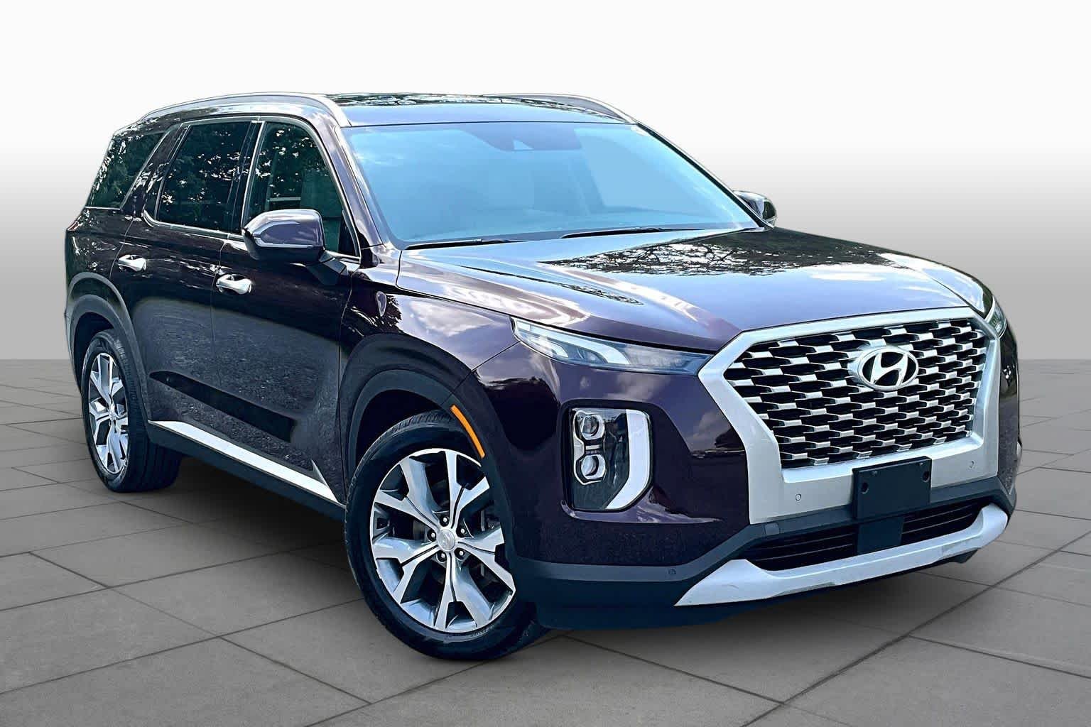 Used 2021 Sierra Burgundy Hyundai SEL image 3