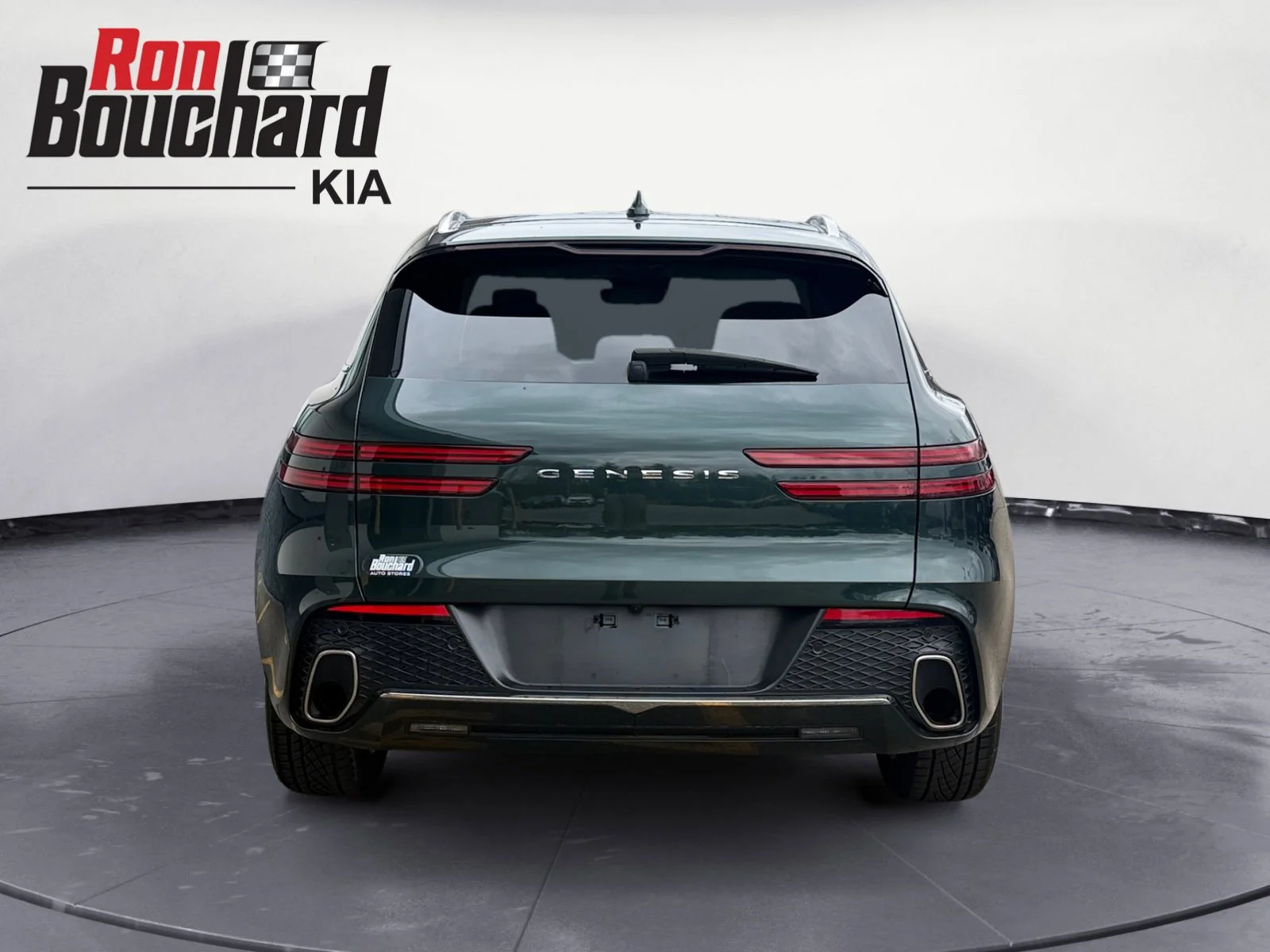 Used 2022 Cardiff Green Genesis 2.5T image 3